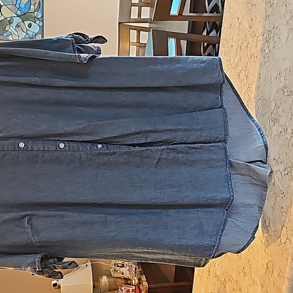 A.n.a denim colored short sleeve tip size 0X - Picture 4 of 5